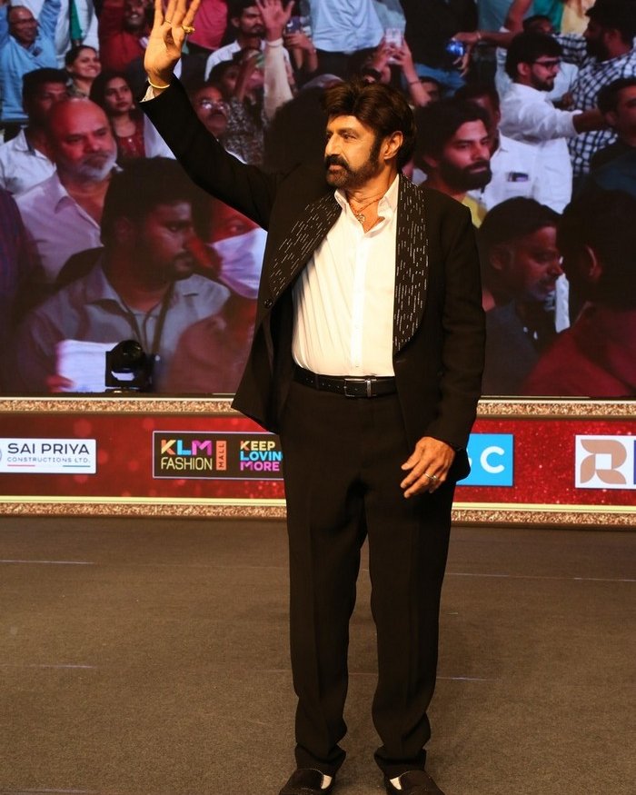 veera simha reddy vijayotsavam_teluguvox 8